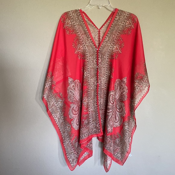 😍🆕Bohemian Shawl- Red background - Picture 2 of 7